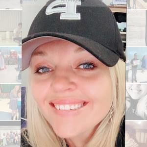 Meet your Posher, Monica